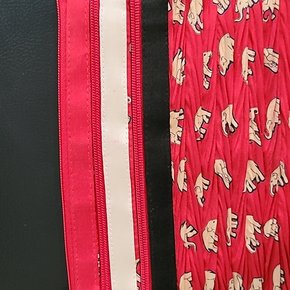 Jim Thompson Silk Make Up Jewelry Bag - Picture 3 of 9